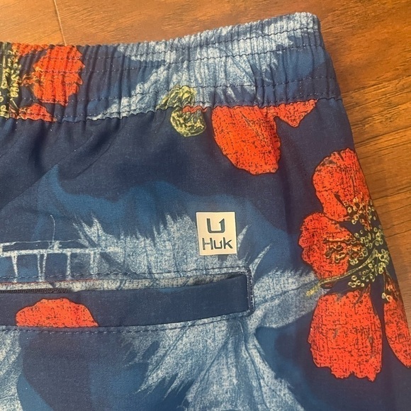Huk Men’s Pier Volley Swim Trunks Size XXL - Picture 7 of 7